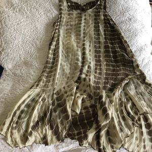 Beautiful dress with asymmetrical hem